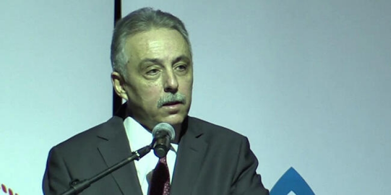 Öğretmen 'birader' gazeteciymiş