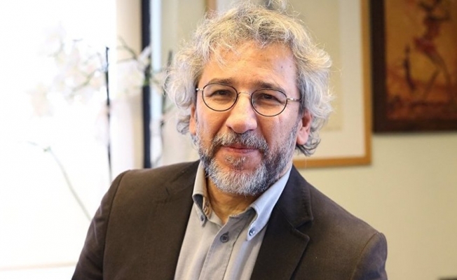 Can Dündar'ın davası ertelendi