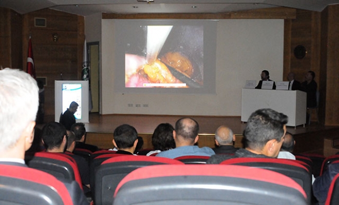 Obezite ameliyatını konferansta canlı yayınladılar