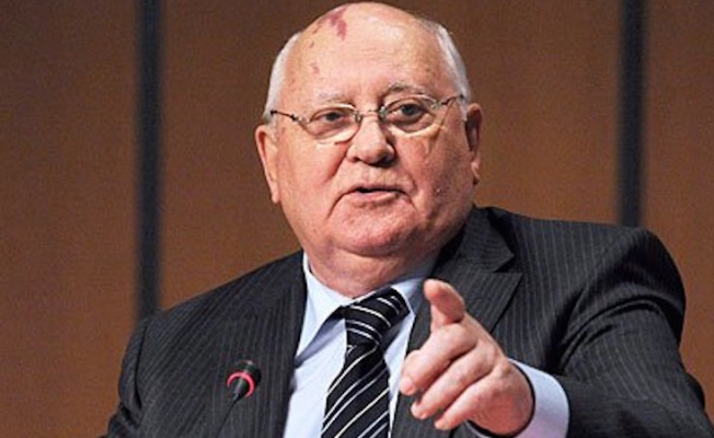 Gorbaçov: Soğuk Savaş'ın başlamasına izin vermeyin