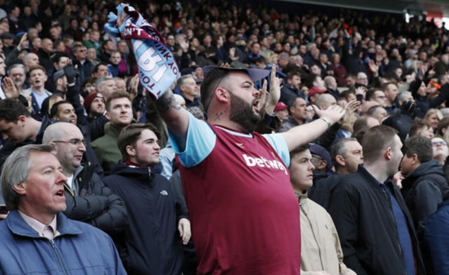 West Ham taraftarlarına 'homofobik tezahürat' soruşturması