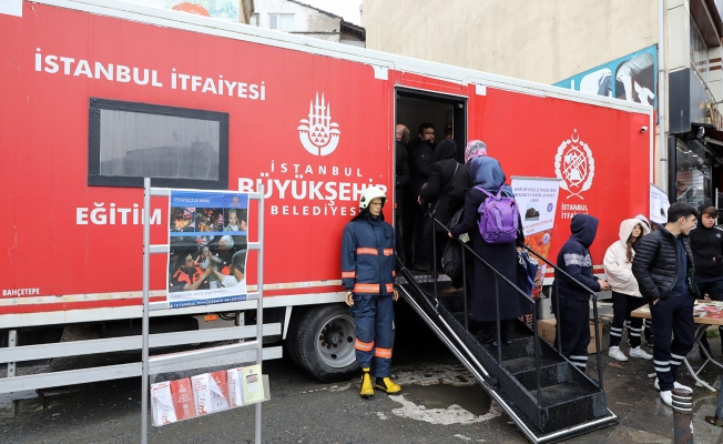 Yangın tırı yollarda