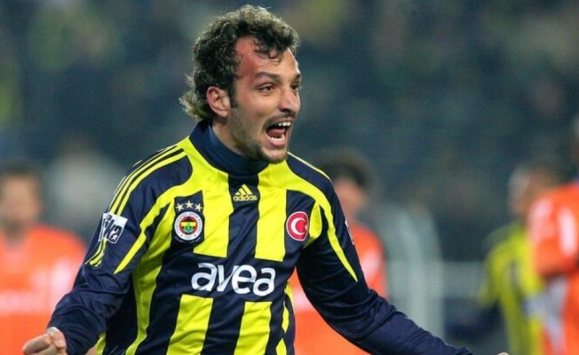 Edu futbolu bıraktı