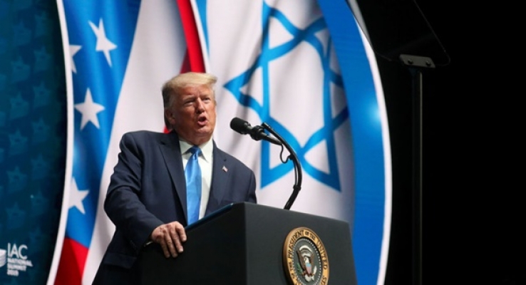 Trump'tan 'paragöz Yahudiler' tabii ki bana oy verecek' mesajı