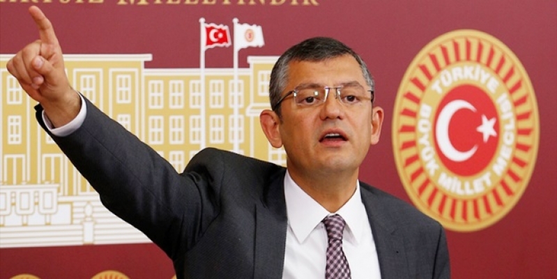 CHP'li Özel: 'Jest değil rüşvet'