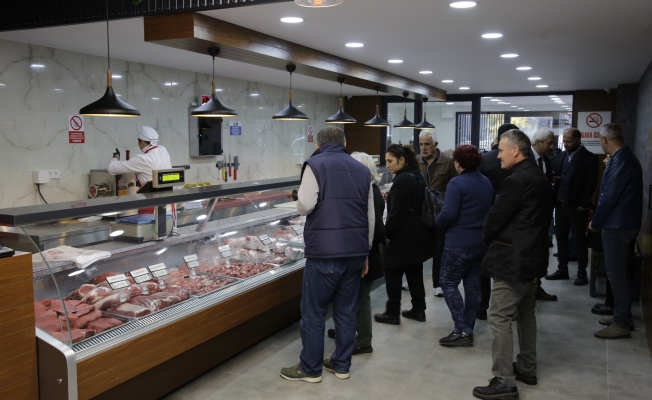 ‘Halk Et’ açıldı ‘Vatandaş eti ucuza yiyecek’