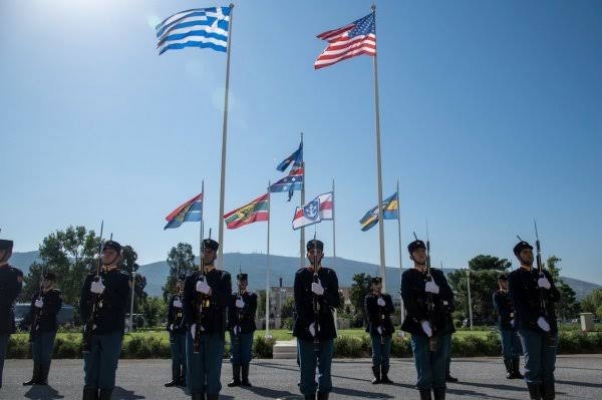 Yunanistan'dan ABD'ye yeşil ışık