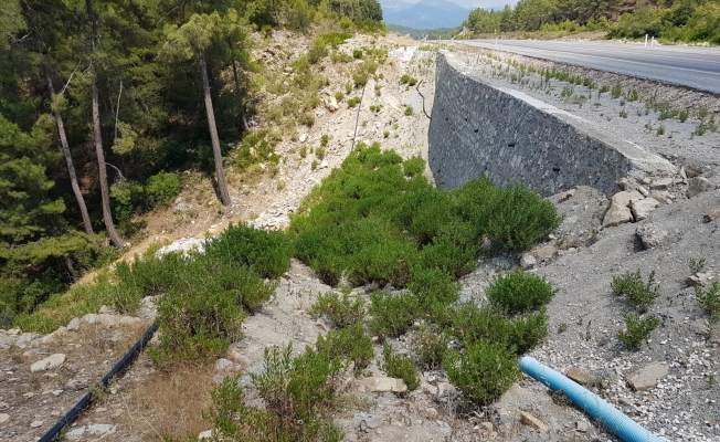 Manavgat Taşağıl’da içme suyu hattı yer altına alındı