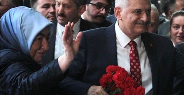 Salona girerken dikkat çeken ayrıntı