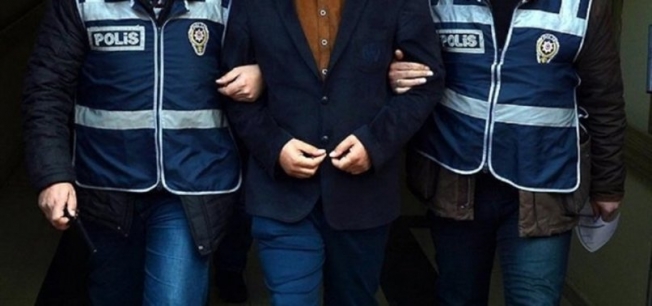 Eski Başbakanlık çalışanlarına FETÖ'den operasyon
