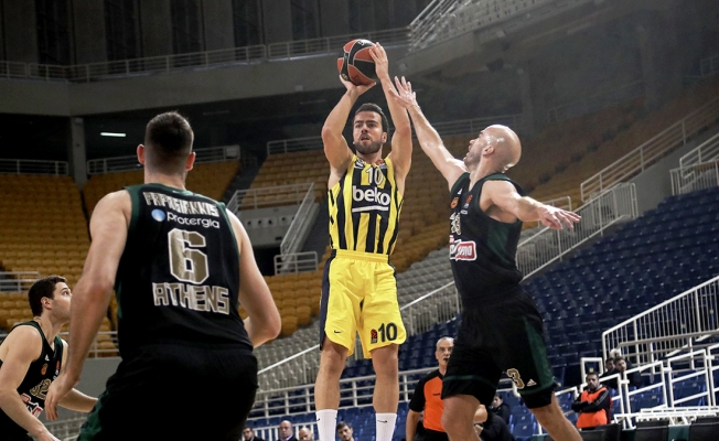 Fenerbahçe Beko hakem kurbanı