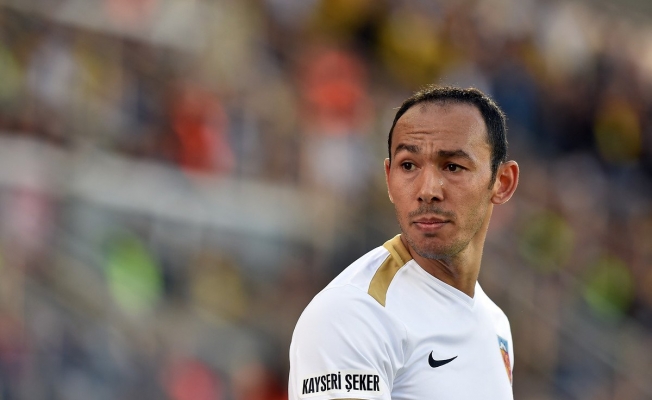 Umut Bulut yeni takımına imzayı attı!