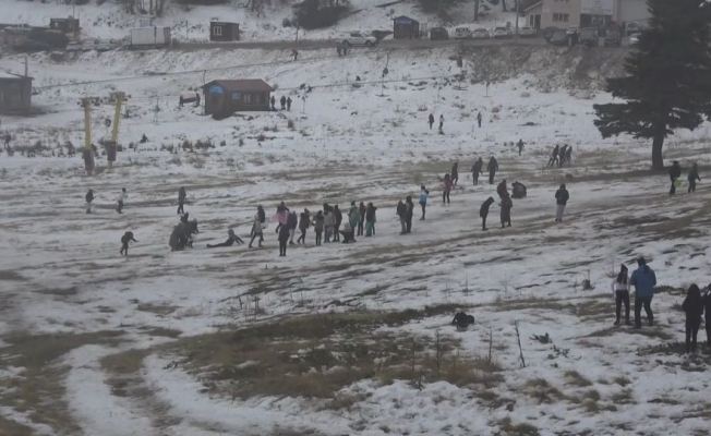 Uludağ'da kar eridi tatilciler hayal kırıklığına uğradı