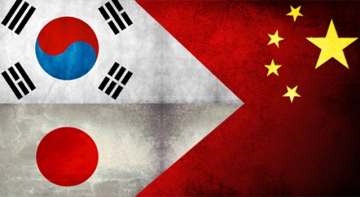 Çin, Japonya ve Güney Kore el ele