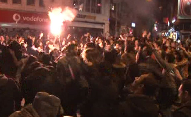 Beşiktaş Meydanı yıkıldı!