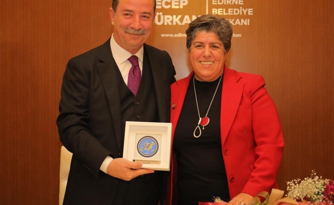 Edirne Belediyesi'nden 'Acil Yardım Hattı'