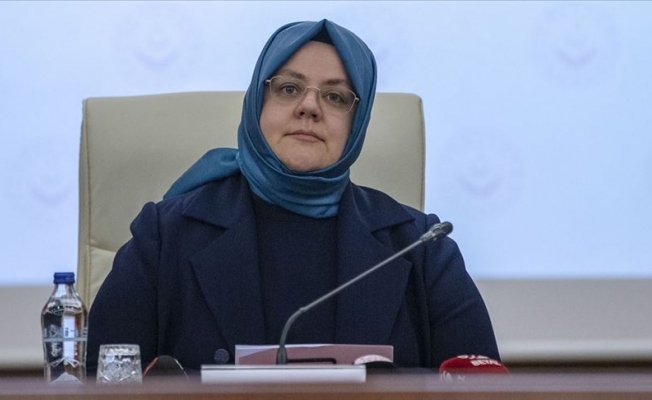 Bakan Selçuk'tan Asgari ücret açıklaması: 'Önümüzdeki sene için söz verdiler'