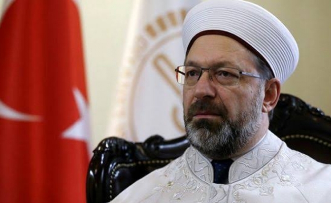 Diyanet Bakanı Erbaş: 'Sigara uyuşturucudur haramdır'