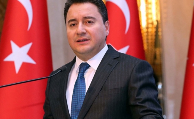 Babacan sosyal medyadaki sessizliğini bozdu