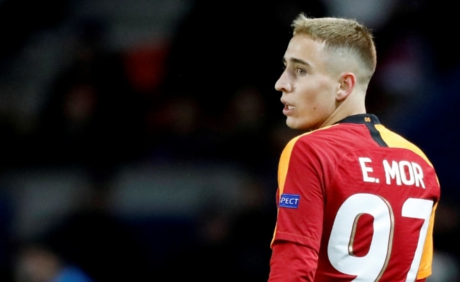 Emre Mor'dan dikkat çeken hareket!