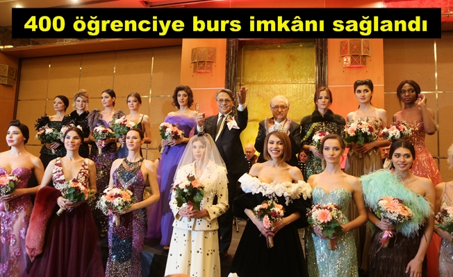 Yıldırım Mayruk'tan muhteşem defile