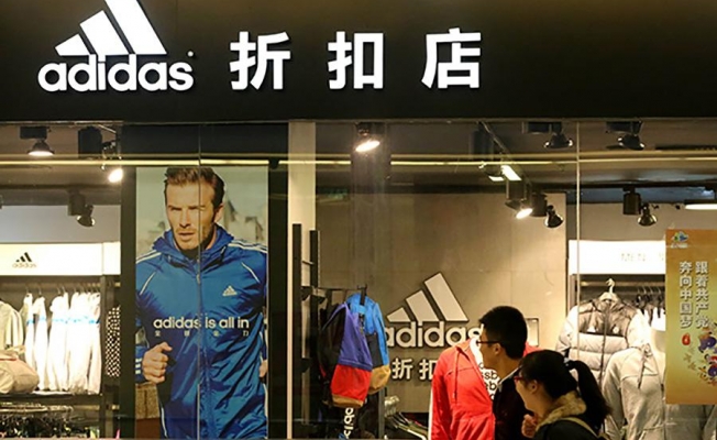 Koronavirüs'ü Adidas'ı vurdu!