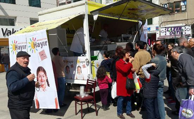 CHP, 'hayır lokması' dağıttı