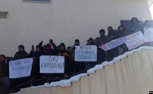 Kırgızistan'da direniş kazandı