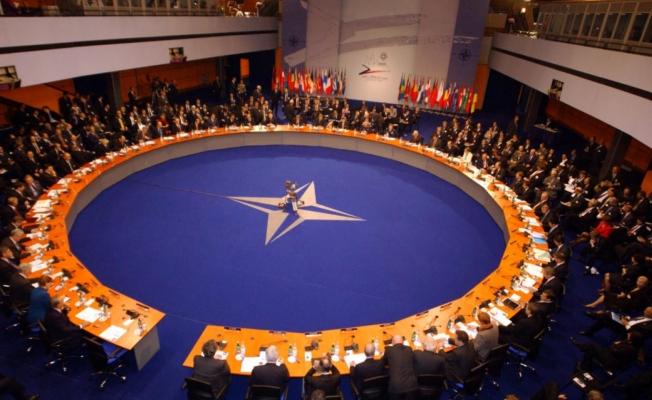 Gözler NATO toplantısında