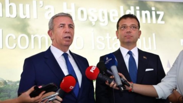 AKP'den büyükşehir belediyelere tırpan