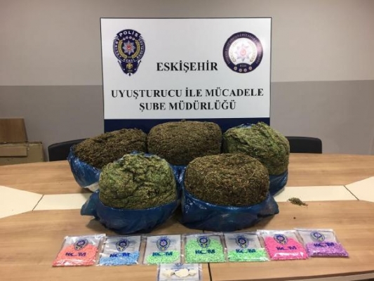 Eskişehir'de uyuşturucu operasyonu: 2 gözaltı