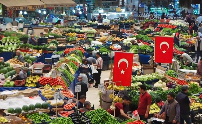 Enflasyon yükseldi