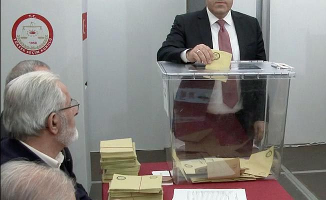 AKP'li Vekil oyunu Almanya'da kullandı