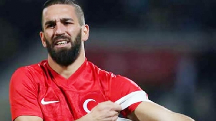 Arda Turan Moldova maçında oynayamayacak