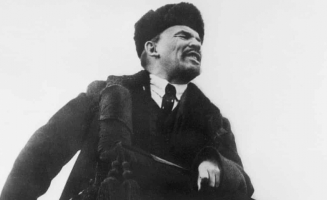 Almanya'ya Vladimir Lenin heykeli