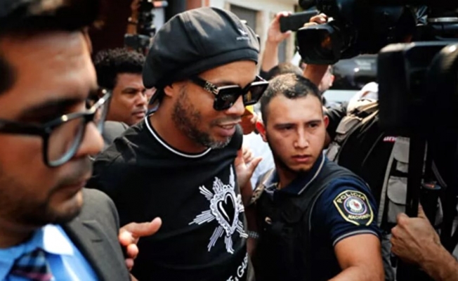 Ronaldinho tutuklandı!