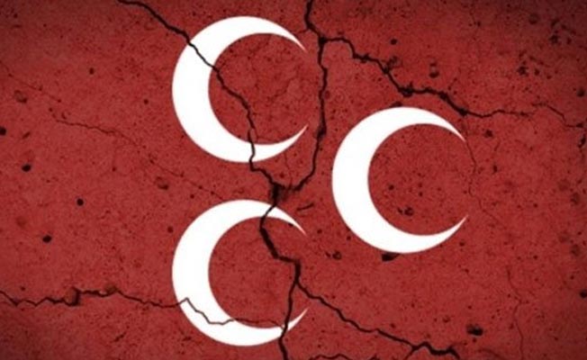 MHP'de bir toplu istifa daha