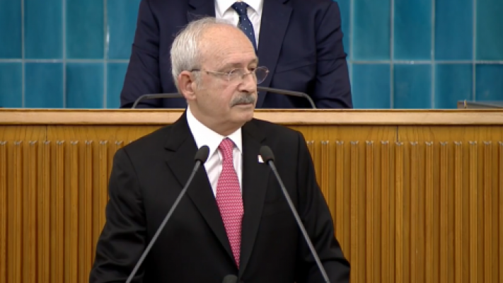 Kılıçdaroğlu: 'Gövde üstünde baş bırakmayacağız' deyip Putin'in kapısında dakikalarca bekletilmeyi unutmayacağız