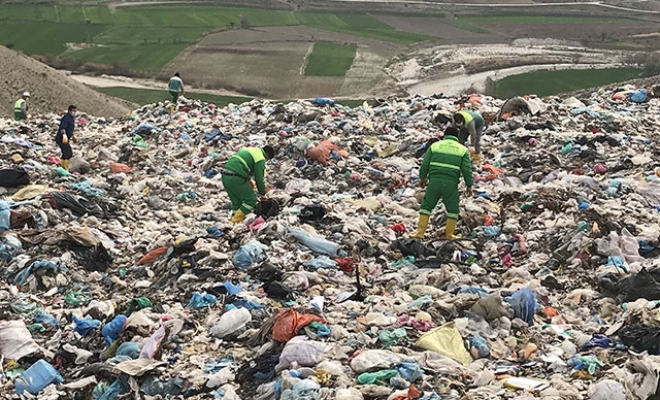 Yeni doğmuş bebeğine yaptıkları şok etti