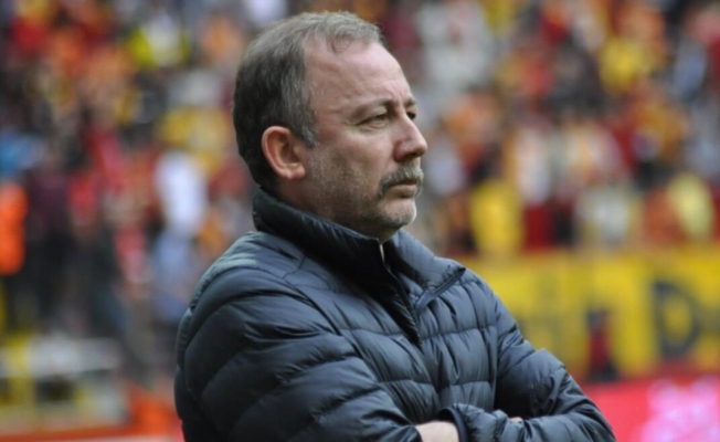 Galatasaray derbisi taktiği