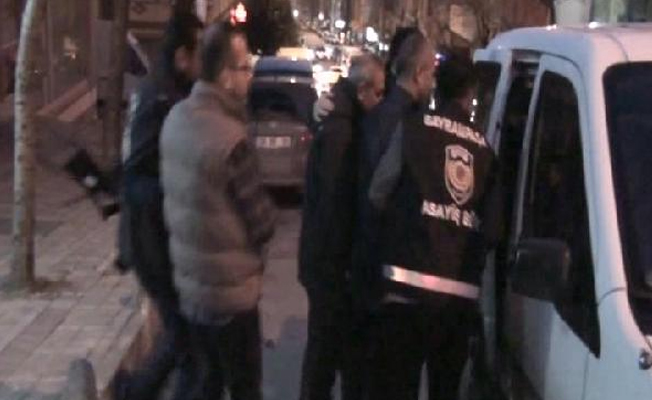 Sünnet kıyafeti dükkanından çıkanlar şok etti!