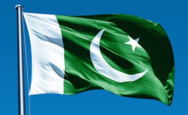 Pakistan kapılarını kapatıyor