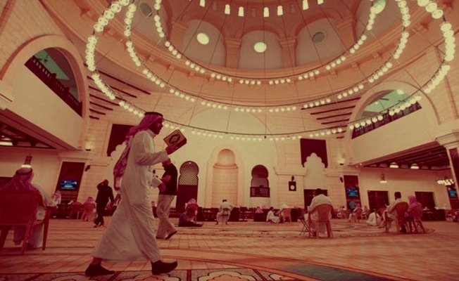 Suudi Arabistan'da camilerde namaz yasaklandı