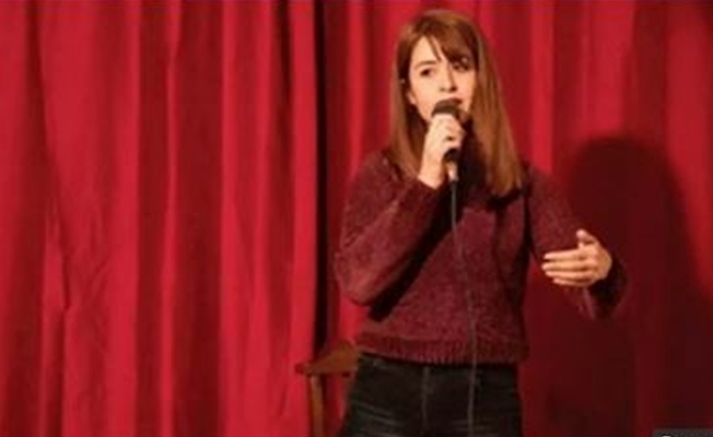 Komedyen Pınar Fidan’a destek