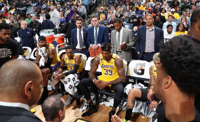 Lakers ve Philadelphia'da testler pozitif çıktı
