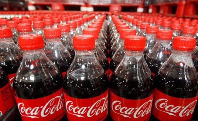 'Coca Cola kutularında insan dışkısı bulundu!'
