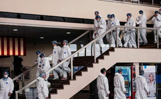 Rusya, virologlarını gönderiyor