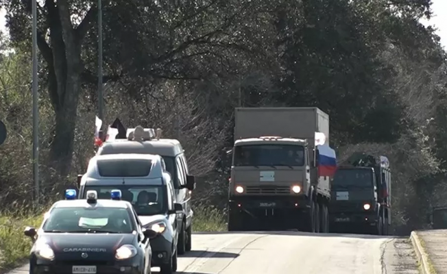 Rus askeri uzmanlar İtalya'da