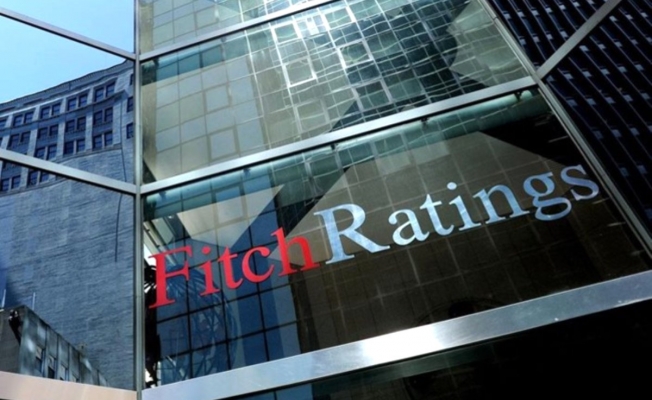 Fitch ABD'yi uyardı