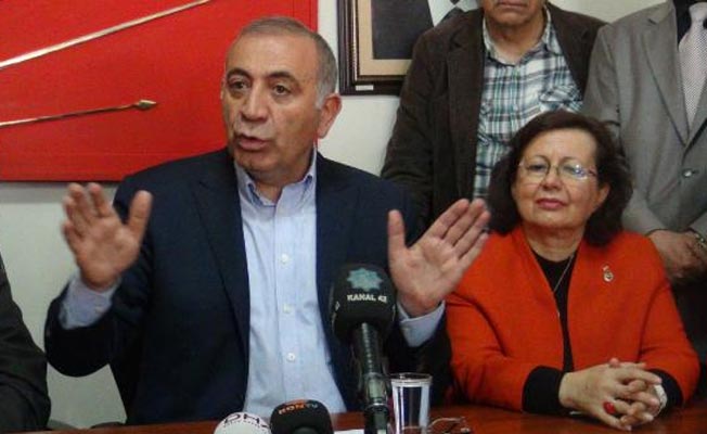 Gürsel Tekin'den hükümete; Esad'ı aratır duruma geldiniz